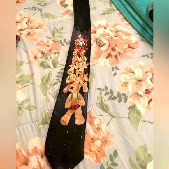 NOEL Christmas tie black with Reindeer & Santa very nice Boss gift - Picture 7 of 7